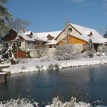 Jonasuv Mlyn Guest House Zhor u Mlade Vozice Exterior photo
